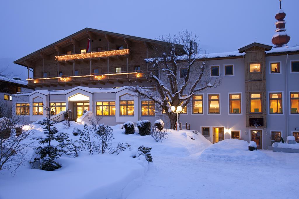 Hotel Pillerseehof Sankt Ulrich am Pillersee Exteriör bild